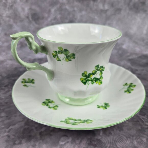 Royal Dover Fine Bone China Shamrock Tea Cup and Saucer Green White Vintage - Picture 3 of 16